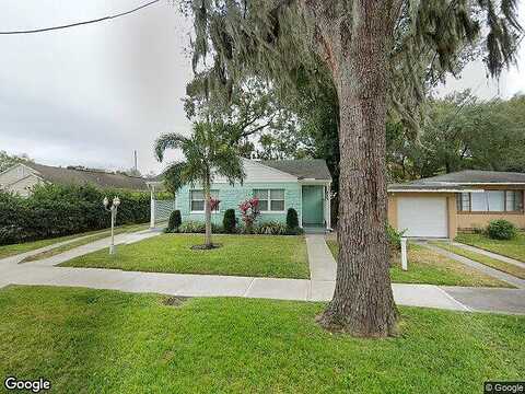 E Amelia St, Orlando, FL 32801