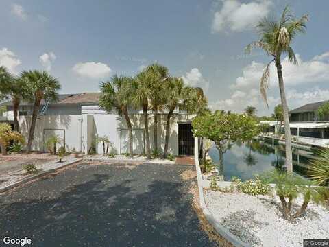 Bridge End, MIAMI LAKES, FL 33014