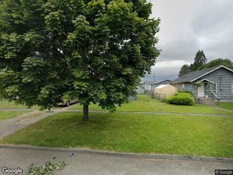 8Th, LONGVIEW, WA 98632