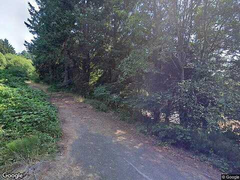 Solita Blvd, Pacific City, OR 97135