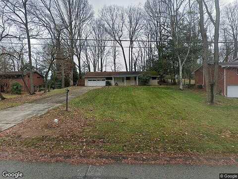 Bel Aire, DELMONT, PA 15626