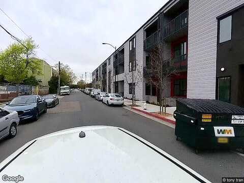 32Nd St #104, Oakland, CA 94608