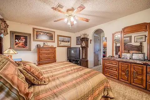 15Th, SEMINOLE, TX 79360