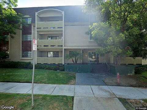 N Catalina Ave, Pasadena, CA 91106