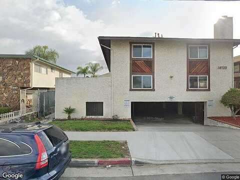 Cornuta Ave, Bellflower, CA 90706