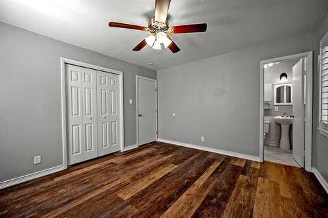 Bob White, DENISON, TX 75020