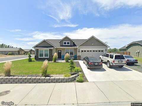 Ne Hedman Court, Moses Lake, WA 98837