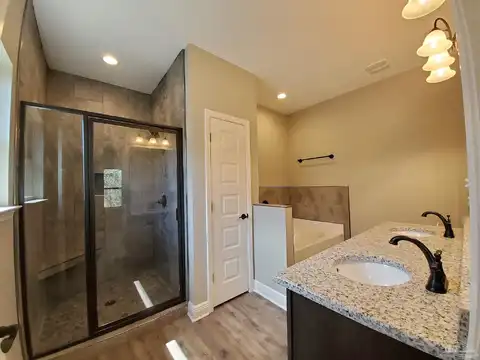 Lillian, PENSACOLA, FL 32506