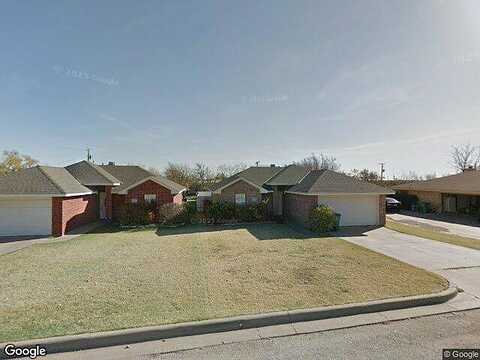 S Oak Street, Archer City, TX 76351