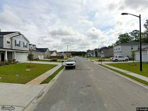 Sessile Oak Dr, Savannah, GA 31419