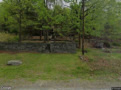 Charles Street, Hawley, PA 18428