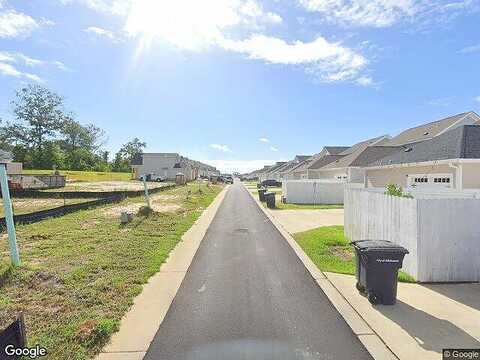 Mews Lndg, Tallahassee, FL 32308