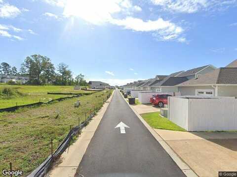 Mews Lndg, Tallahassee, FL 32308