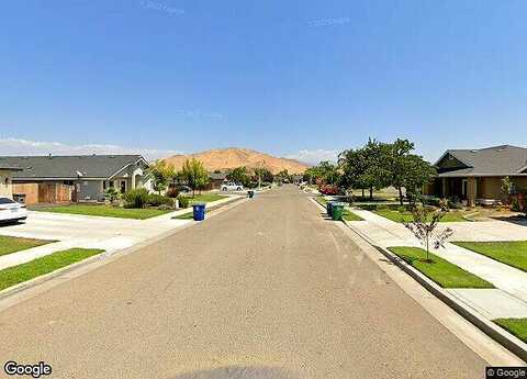 Yokut Ct, Woodlake, CA 93286