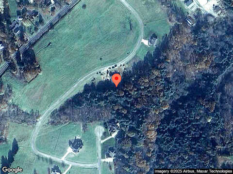 Meadow Drive, Saegertown, PA 16335