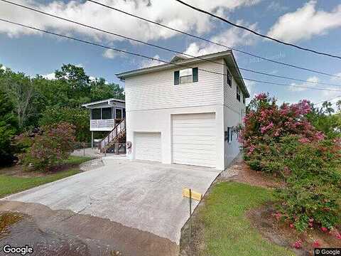 904Th Ave, Suwannee, FL 32692