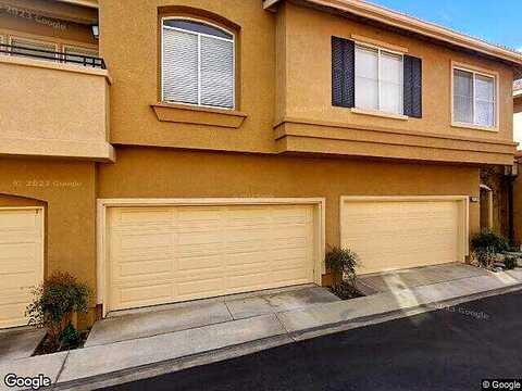E Paddington Ct, Orange, CA 92867