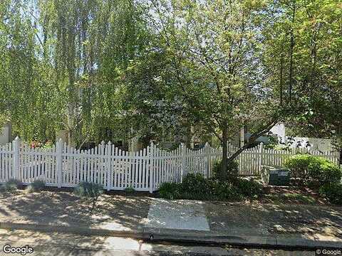 Dover, MEDFORD, OR 97504