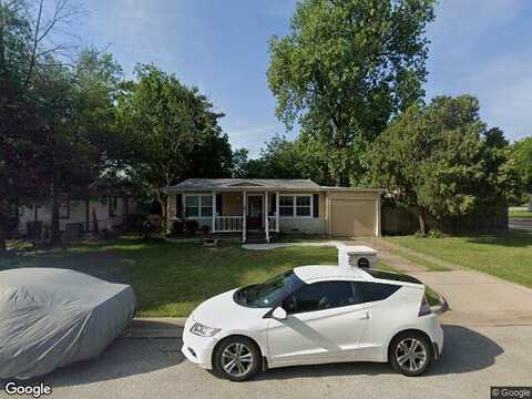 Pine St, Arlington, TX 76011