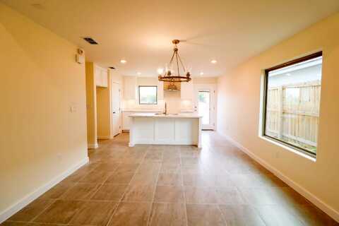 Bluebell, LAREDO, TX 78046