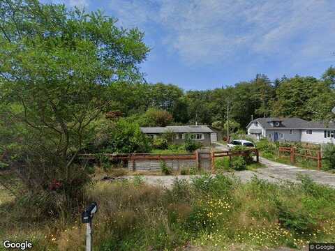 Sandridge Rd, Long Beach, WA 98631