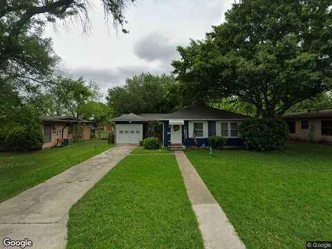 Baker, SEGUIN, TX 78155
