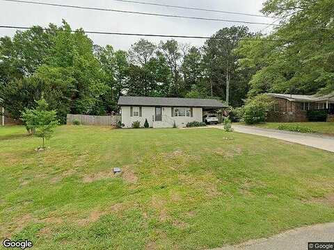Mary Ella Dr, Carrollton, GA 30119