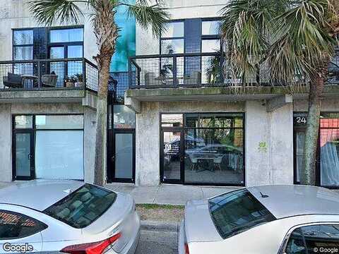 De Soto Ave, Unit B, Savannah, GA 31401
