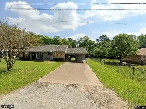 Phil Dr, Hawkins, TX 75765