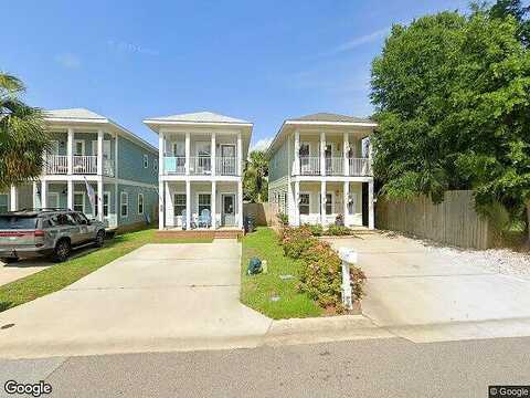 Red Feather Way C2, Pensacola, FL 32502