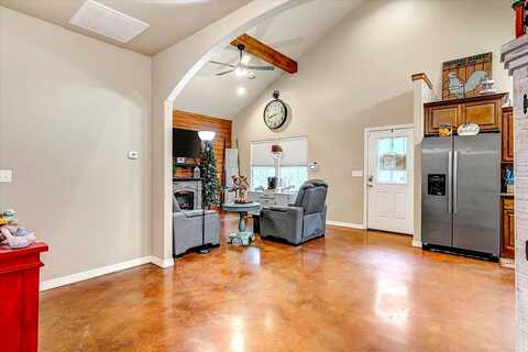Camilla, BROOKELAND, TX 75931