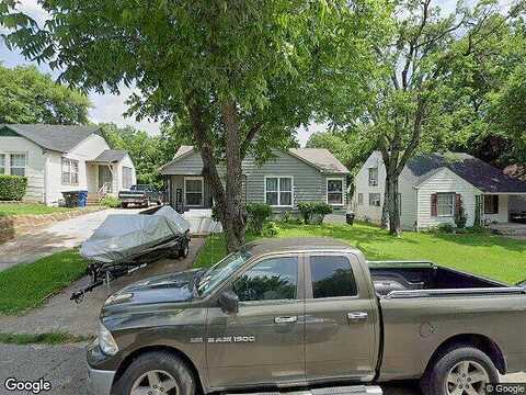 W. Chestnut, Denison, TX 75020