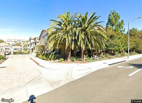 Flynn Rd #7, Camarillo, CA 93012