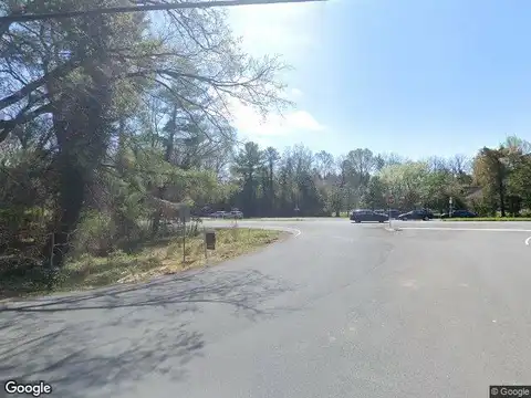 Chain Bridge Rd, McLean, VA 22101