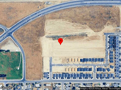 W Wren Ave, Visalia, CA 93291