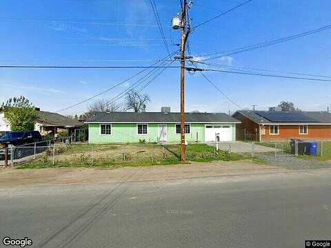 Putnam Ave, Porterville, CA 93257