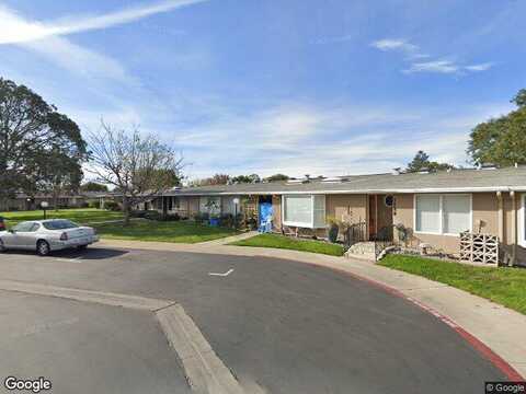 Kenwood #163D, Seal Beach, CA 90740