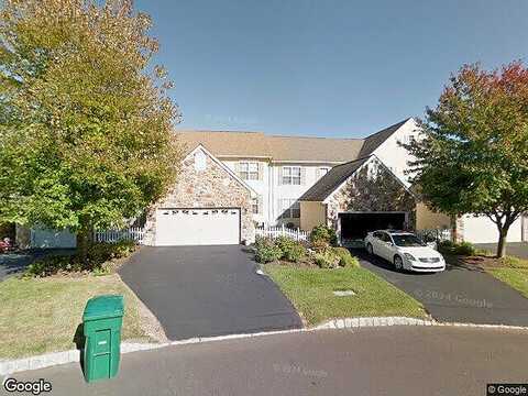 Henley Rd, Ambler, PA 19002