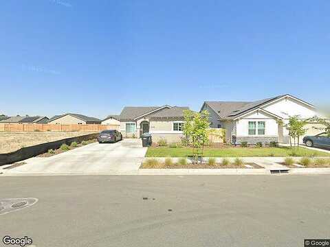 S Mesa Oak St, Porterville, CA 93257