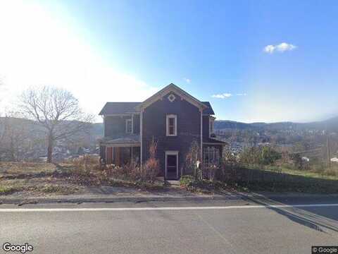 E Main St, West Newton, PA 15089