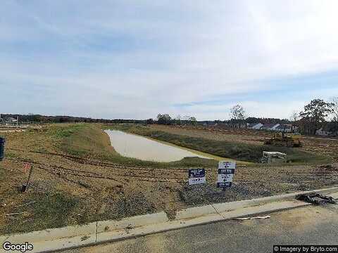Fox Den Cir, Dalton, GA 30721