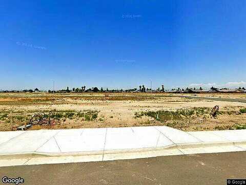 Union Ave, Tulare, CA 93274