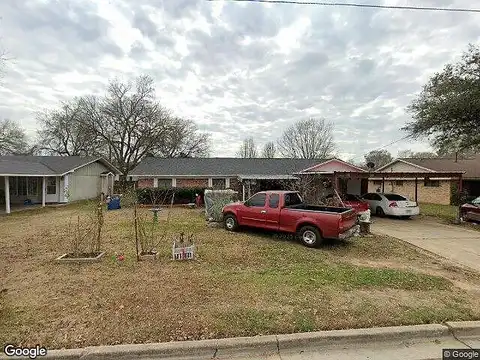 1St, MOUNT PLEASANT, TX 75455