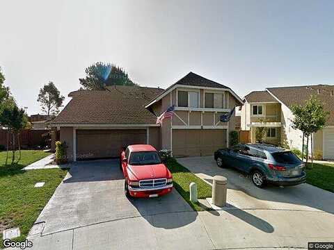 Shinedale Dr #6, Canyon Country, CA 91387