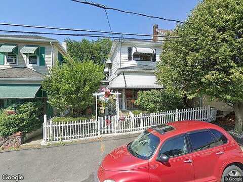 Monges, HAZLETON, PA 18201