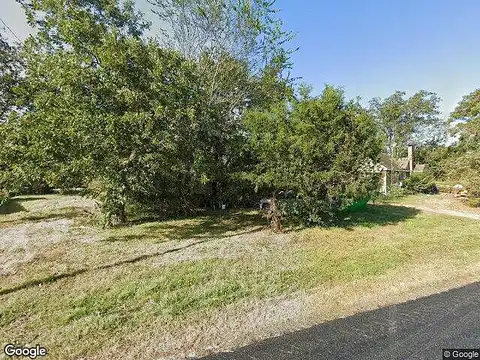 1St, GROVETON, TX 75845
