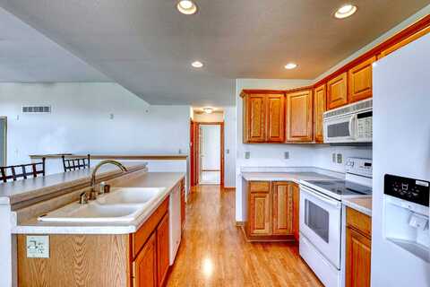 Deer Haven, PEWAUKEE, WI 53072