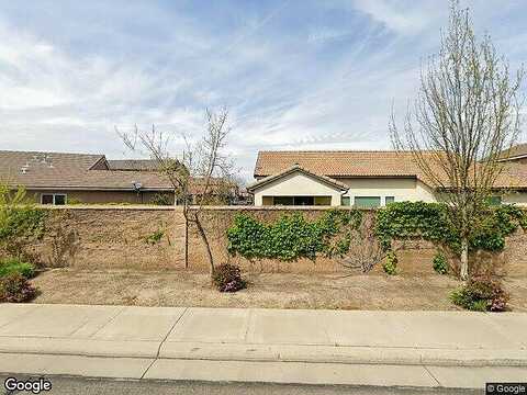 W Van Gogh St #Bt204, Hanford, CA 93230