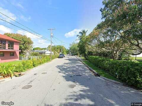S S Lakeside Dr, Lake Worth, FL 33460