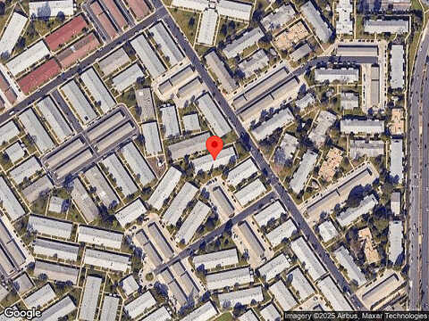 Del Monte Dr #M14-33J, Seal Beach, CA 90740